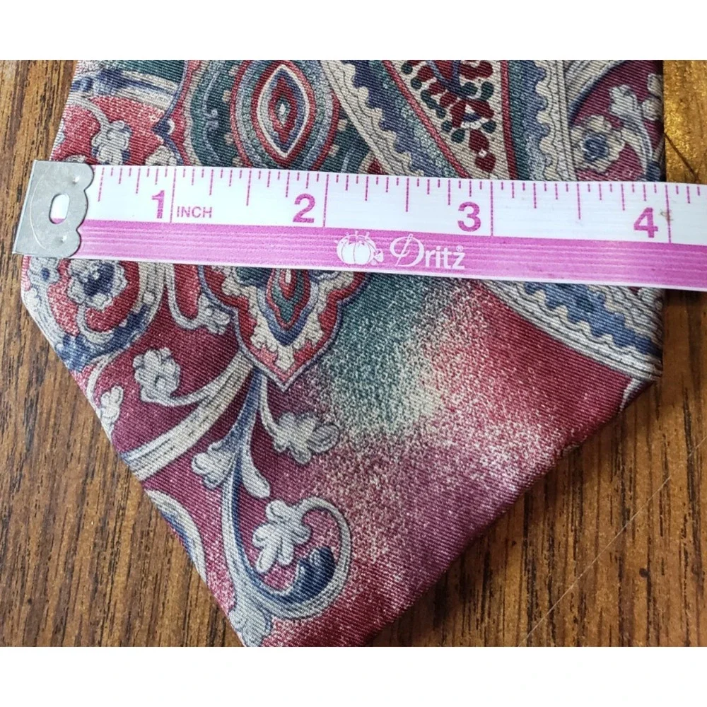 The Arrow Co Men's Italian Silk Vintage Blue Red Abstract Paisley Necktie Tie